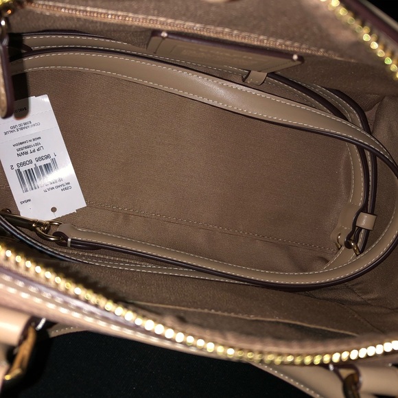 Coach Rowan - Picture 6 of 12